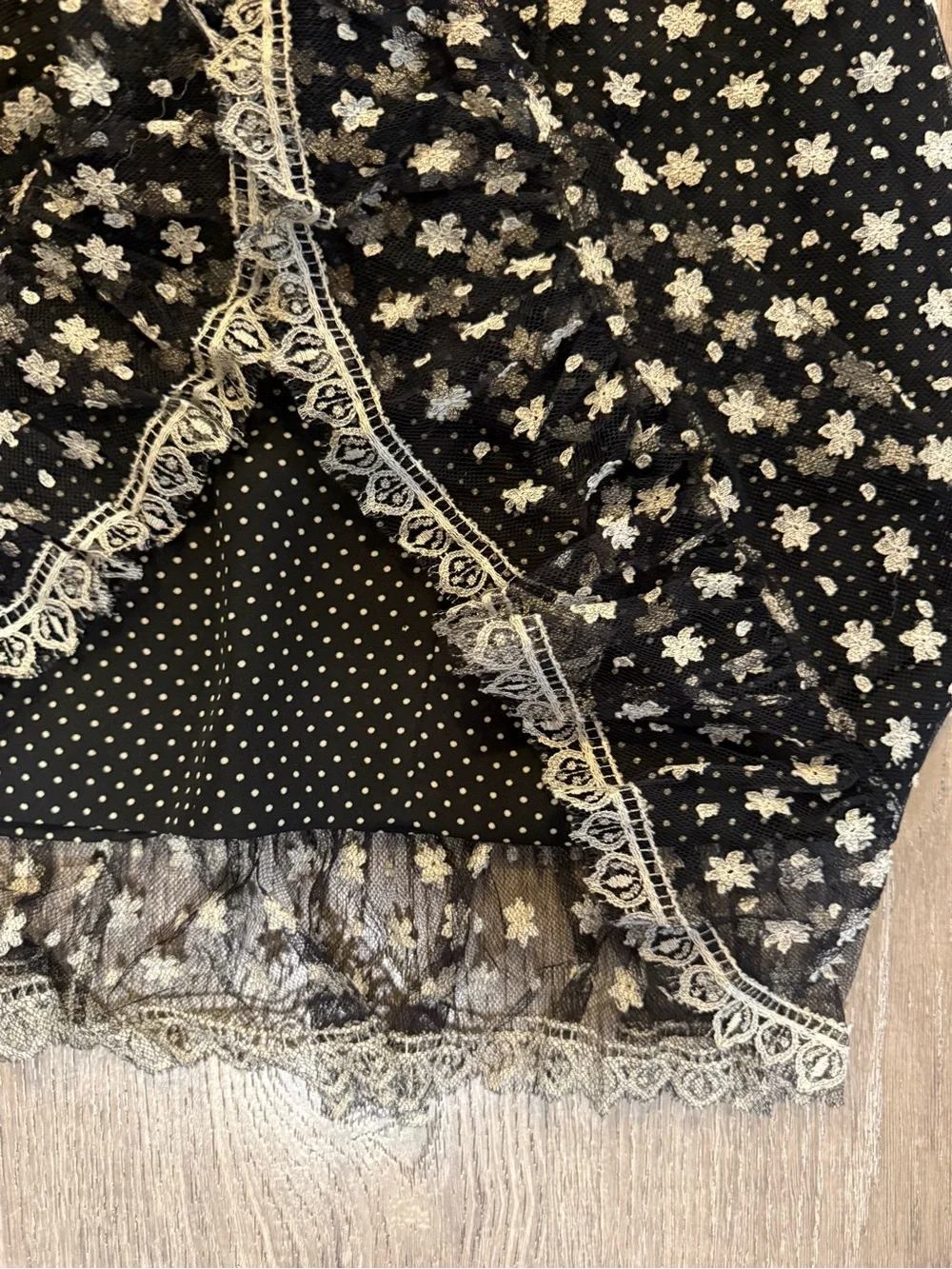 Kenzo vintage Black & White Polka Dot Strappy Mini Dress with Floral Lace - Picture 7 of 9